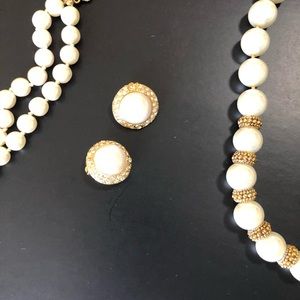 Beautiful faux pearl beads set
